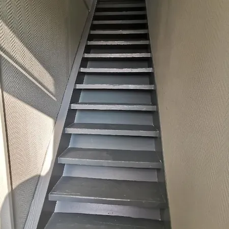 홈스테이 Grenier De L, Iris *