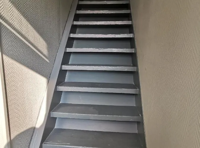 Privat bolig Grenier De L, Iris *